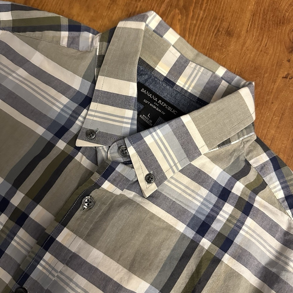 Banana Republic Men's Soft Wash Slim Fit Buttondown Shirt‎ Large Blue Gray Plaid
